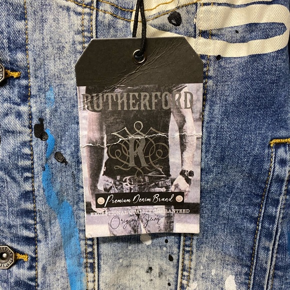 NWT Men’s LG Rutherford Distressed Jean Jacket - Picture 5 of 12